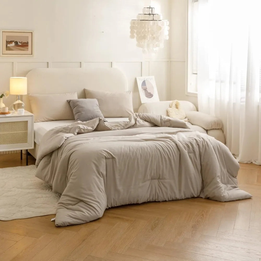 Lightweight Polyester Cotton 3pc Comforter Set With Pillowcases