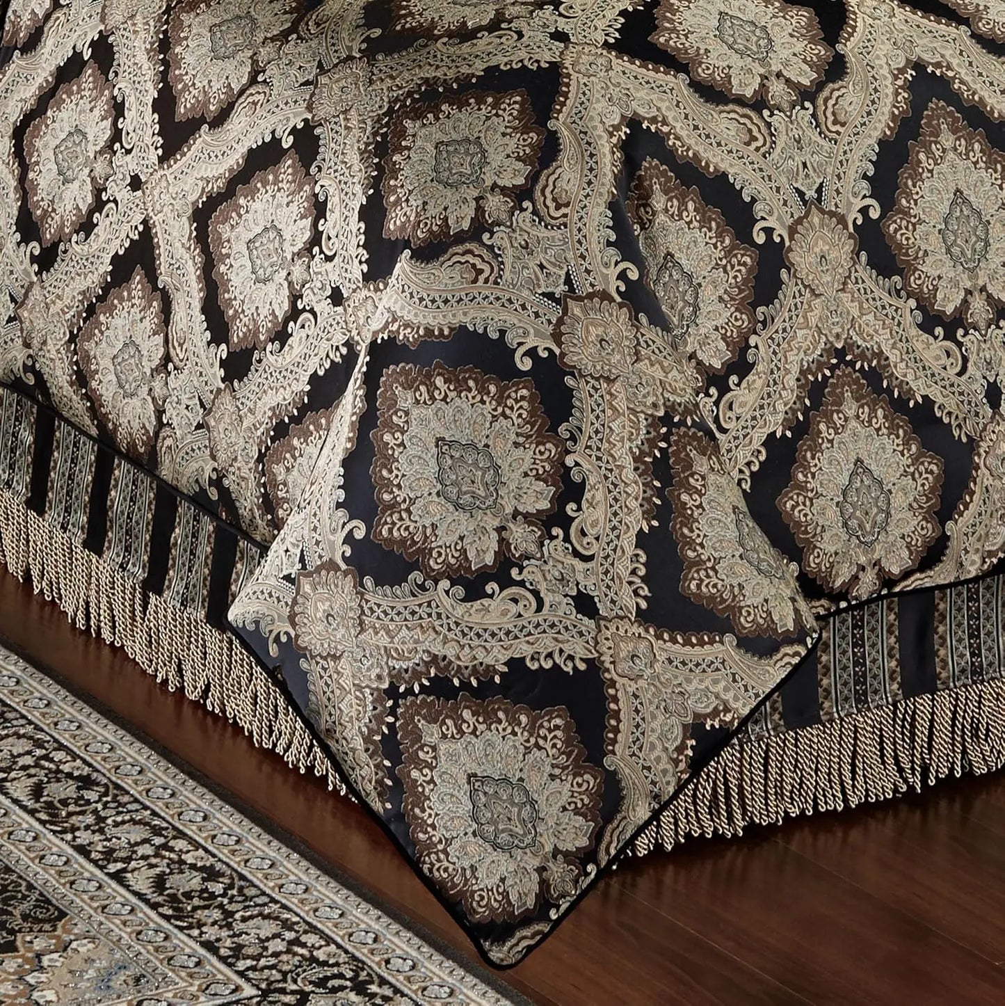 Damask Medallion Luxury Bedding Set 4 Piece Comforter