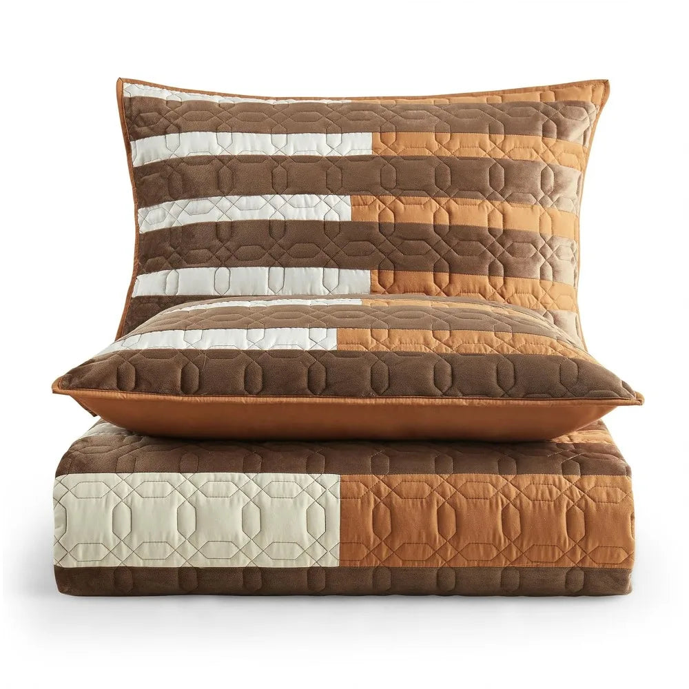 Patchwork Quilt Set Farmhouse Bedding Velvet Lightweight