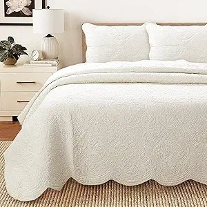 100 Percent Cotton Matelasse Embossed Bedding Quilt Set Reversible Bedspread